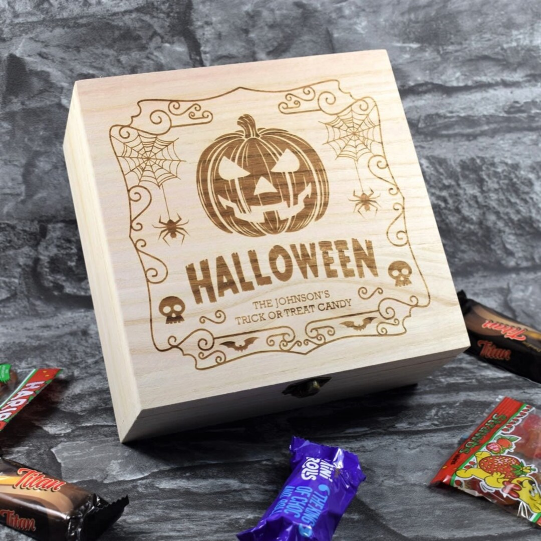 engraved-Trick-or-Treat-Boxes